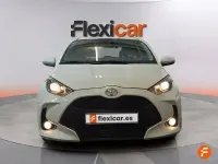 Usado Toyota Yaris Advance 72 CV (52 kW) 2023 Blanco Utilitario
