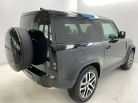 Usado Land Rover Defender S 250 CV (183 kW) 2025 Negro SUV