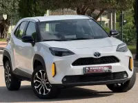 Usado Toyota Yaris Hybrid Active 116 CV (85 kW) 2022 Blanco