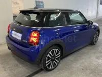 Usado Mini Cooper 136 CV (100 kW) 2019 Azul Utilitario
