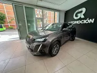 Usado Peugeot 2008 Active 100 CV (73 kW) 2020 Gris / plata SUV