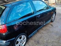 Usado Seat Ibiza Sport 110 CV (80 kW) 2000 Negro Berlina