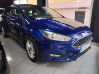 Usado Ford Focus 125 CV (91 kW) 2017 Azul Berlina