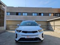 Usado Kia Stonic 101 CV (74 kW) 2025 Blanco SUV