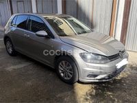 Usado VW Golf VII Advance 115 CV (84 kW) 2019 Gris / plata Berlina