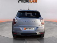 Usado Ssangyong (KGM) Tivoli 150 CV (110 kW) 2025 Gris SUV