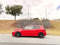 Usado VW Golf IV GTI 200 CV (147 kW) 2006 Rojo Berlina