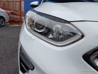 Usado Kia Ceed 115 CV (84 kW) 2019 Blanco Utilitario