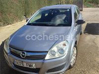 Usado Opel Astra Cosmo 120 CV (88 kW) 2007 Gris / plata Berlina