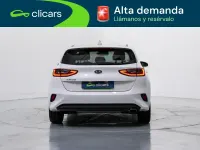 Usado Kia Ceed 100 CV (73 kW) 2019 Blanco Utilitario