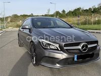 Usado Mercedes CLA220 Shooting Brake 177 CV (130 kW) 2017 Gris / plata Familiar