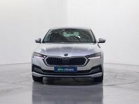 Usado Skoda Octavia Selection 150 CV (110 kW) 2024 Gris Berlina