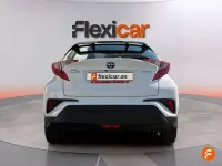 Usado Toyota C-HR Active 122 CV (89 kW) 2019 Blanco SUV