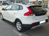 Usado Volvo V40 Kinetic 115 CV (84 kW) 2014 Blanco Berlina