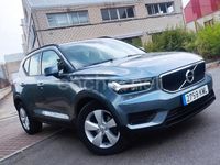 Usado Volvo XC40 Momentum 156 CV (114 kW) 2018 Gris / plata SUV