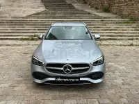 Usado Mercedes C200 204 CV (150 kW) 2023 Gris / plata Familiar