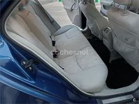 Usado Mercedes C220 Avantgarde 143 CV (105 kW) 2002 Azul Berlina