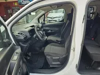 Usado Citroën Berlingo Feel 100 CV (73 kW) 2021 Blanco Monovolumen
