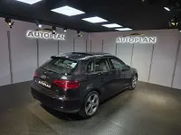 Usado Audi A3 Ambition 122 CV (89 kW) 2013 Marrón Berlina
