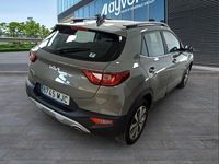 Usado Kia Stonic 120 CV (88 kW) 2023 Verde SUV