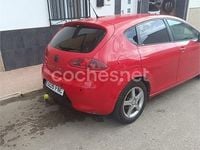 Usado Seat Leon Reference 105 CV (77 kW) 2007 Rojo Utilitario