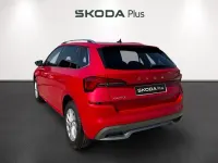 Usado Skoda Kamiq Ambition 110 CV (80 kW) 2024 Rojo SUV