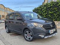Usado Dacia Lodgy 102 CV (75 kW) 2019 Gris / plata Monovolumen