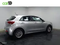 Usado Kia Rio Urban 84 CV (61 kW) 2020 Gris Berlina