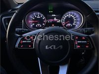 Usado Kia Ceed 100 CV (73 kW) 2023 Blanco Utilitario