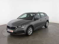 Usado Skoda Scala Active 95 CV (69 kW) 2022 Gris Utilitario