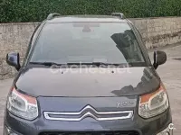 Usado Citroën C3 Picasso Attraction 92 CV (67 kW) 2014 Negro Monovolumen