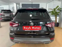 Usado Seat Arona FR 150 CV (110 kW) 2024 Negro SUV
