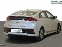 Usado Hyundai Ioniq 105 CV (77 kW) 2018 Plateado Utilitario