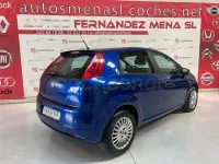 Usado Fiat Grande Punto Dynamic 95 CV (69 kW) 2007 Azul Utilitario