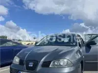 Usado Seat Ibiza Reference 85 CV (62 kW) 2007 Negro Utilitario