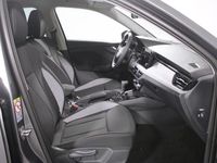 Usado Skoda Kamiq Selection 115 CV (84 kW) 2025 Gris SUV