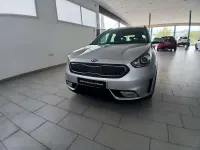 Używany Kia Niro 141 KM (103 kW) 2018 Szary SUV