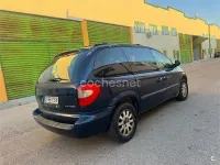 Usado Chrysler Voyager 150 CV (110 kW) 2004 Azul Monovolumen