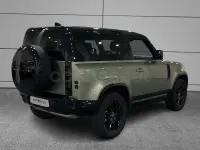 Usado Land Rover Defender SE 249 CV (183 kW) 2024 Pangea green SUV
