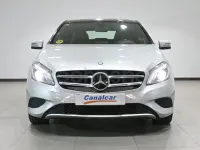 Usado Mercedes A180 Urban 109 CV (80 kW) 2014 Gris / plata Utilitario