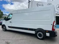 Usado Renault Master 135 CV (99 kW) 2023 Blanco Monovolumen