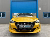 Usado Peugeot 208 Allure 102 CV (75 kW) 2022 Amarillo Utilitario