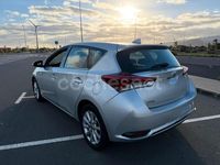 Usado Toyota Auris Active 116 CV (85 kW) 2017 Gris / plata Berlina