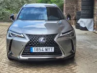 Usado Lexus UX Executive Line 184 CV (135 kW) 2020 Gris / plata SUV
