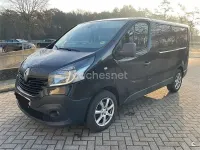 Usado Renault Trafic LIMITED 120 CV (88 kW) 2019 Gris / plata Monovolumen