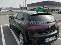 Usado Seat Leon Sport 140 CV (102 kW) 2005 Negro Utilitario