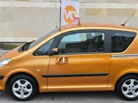 Usado Peugeot 1007 75 CV (55 kW) 2007 Amarillo Monovolumen
