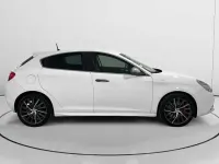 Usado Alfa Romeo Giulietta Distinctive 105 CV (77 kW) 2016 Blanco Utilitario