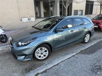 Usado Kia Ceed 120 CV (88 kW) 2024 Verde Utilitario