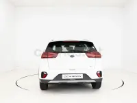 Usado Kia Niro 141 CV (103 kW) 2021 Blanco SUV